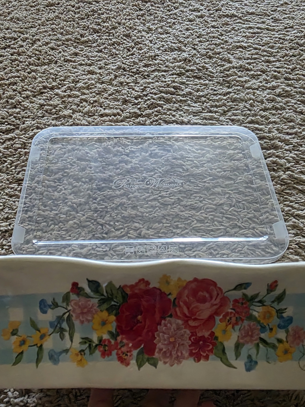 The Pioneer  Floral Ceramic Bakeware Dish with Clear Lid - Multicolor - Picture 6 of 8